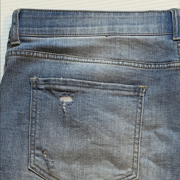 Terra & Sky Distressed Button-Front Denim Shorts - Blue - Picture 10 of 12